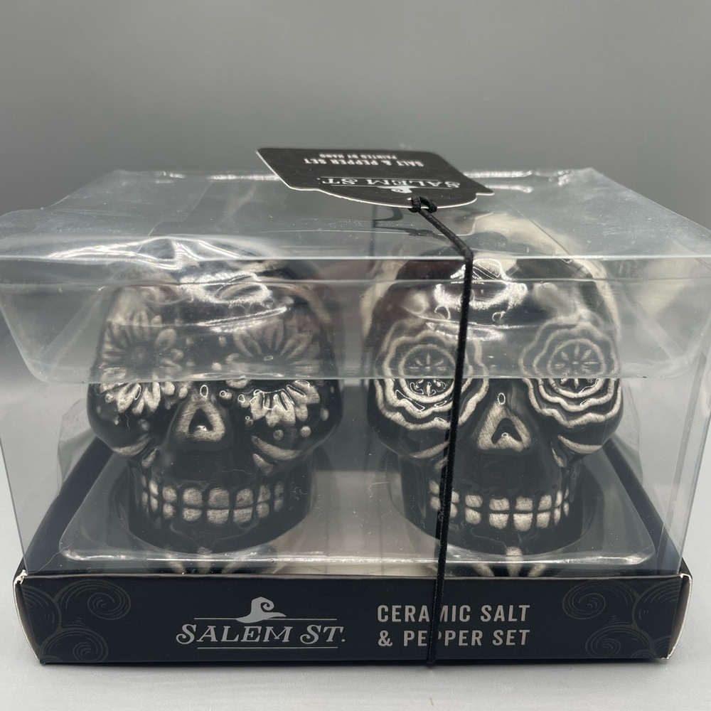 Salem St. Halloween Gothic Floral Skull Salt And Pepper Shakers NEW